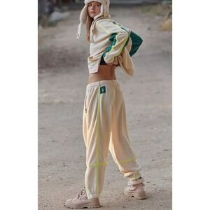 FP Movement Arena Fleece Joggers Cream Neon Yellow Pants Sz Small: boho, sherpa